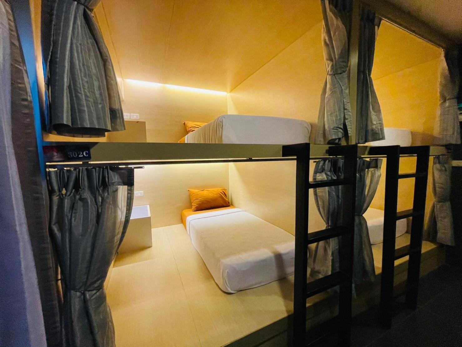 Hostel Rabbitel Phuket Exteriér fotografie