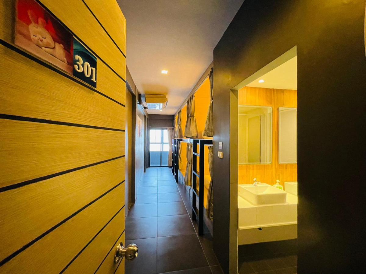 Hostel Rabbitel Phuket Exteriér fotografie