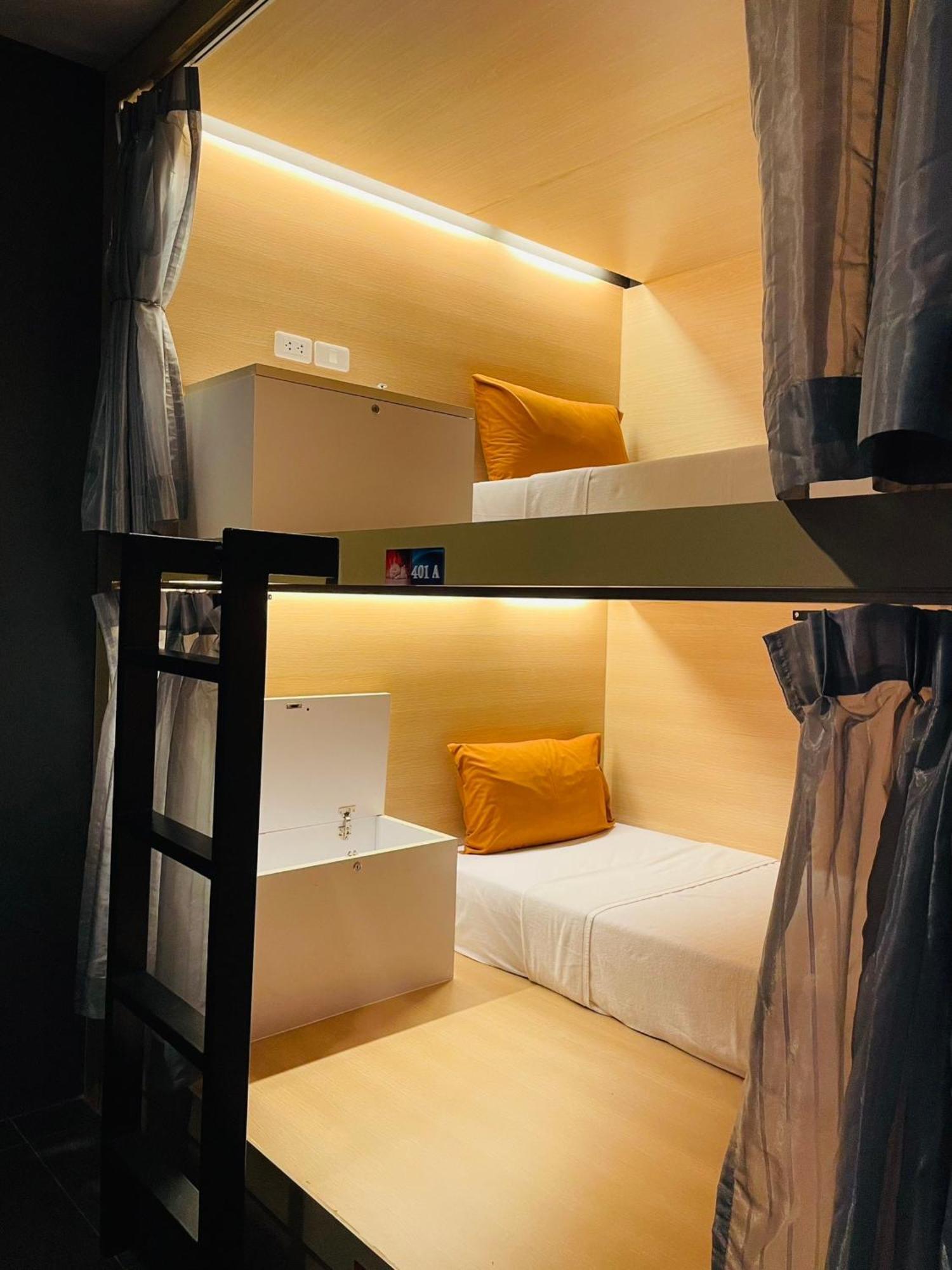 Hostel Rabbitel Phuket Exteriér fotografie