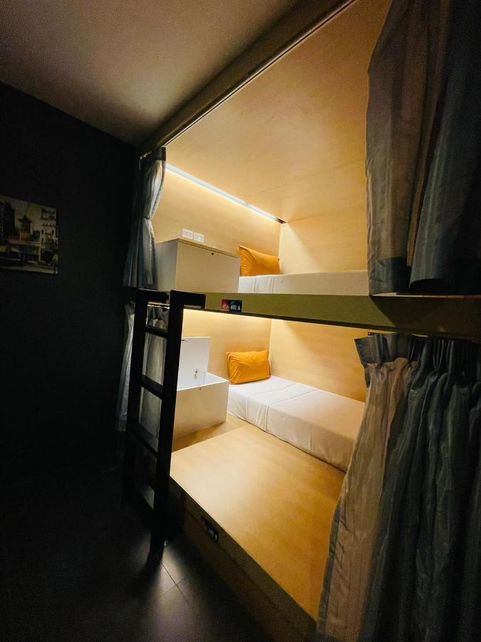 Hostel Rabbitel Phuket Exteriér fotografie
