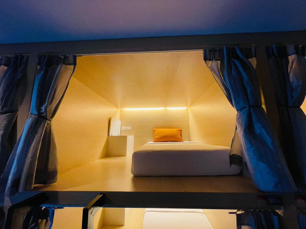 Hostel Rabbitel Phuket Exteriér fotografie