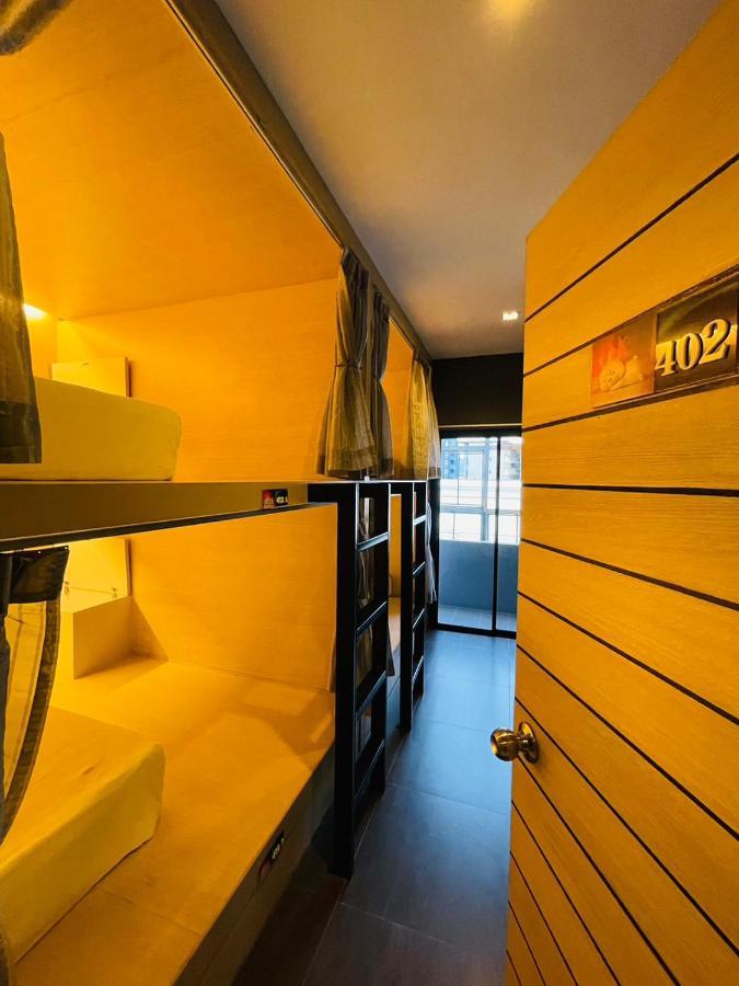 Hostel Rabbitel Phuket Exteriér fotografie