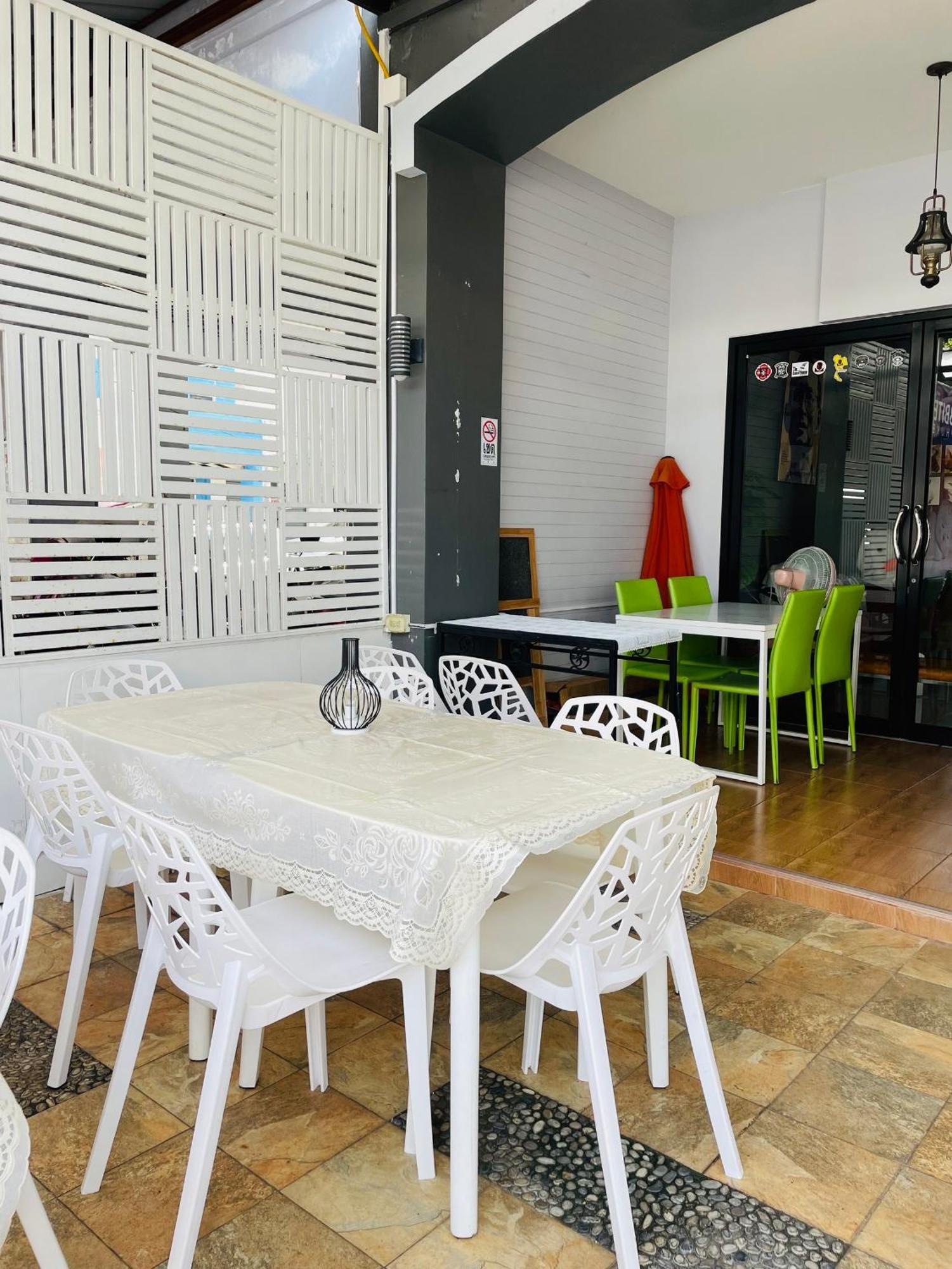 Hostel Rabbitel Phuket Exteriér fotografie